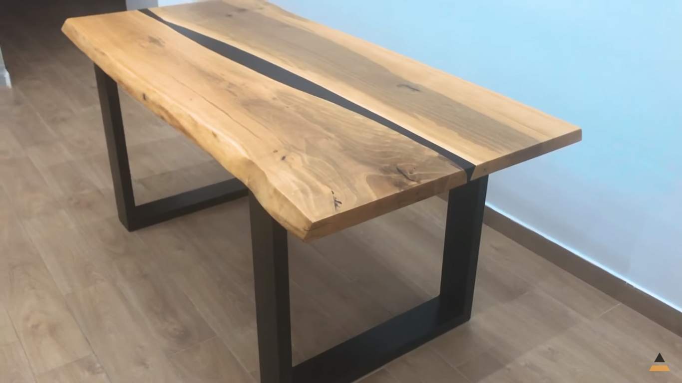 Tavolo in legno e resina Fai da te - WordPress